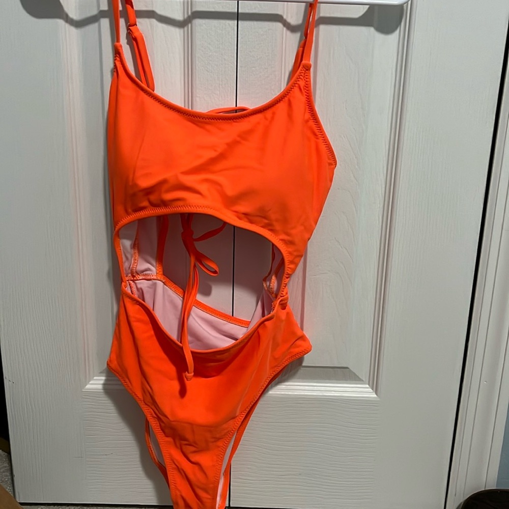 Women’s Bathing Suit Sz. SM